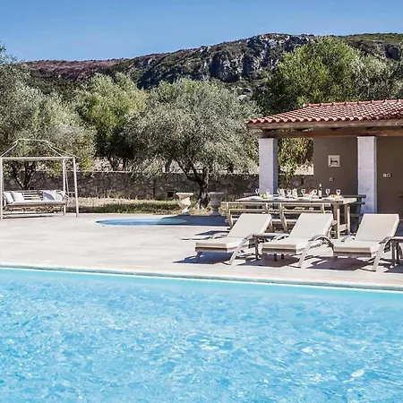 Βίλα Kato Sleeps 8 With Pool Air Con And Wifi *